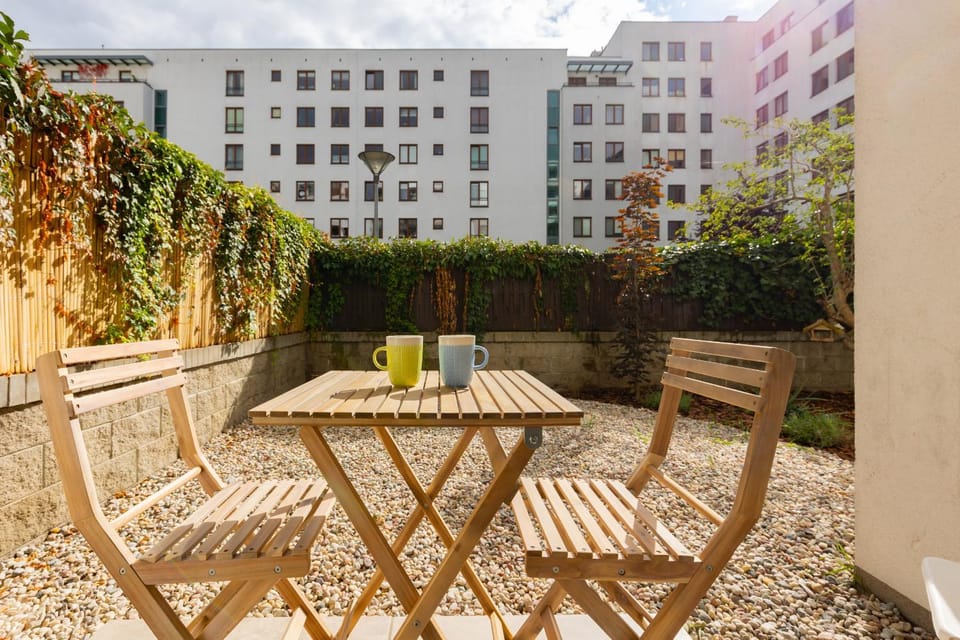 Balcony/Terrace, Seating area, Dining area