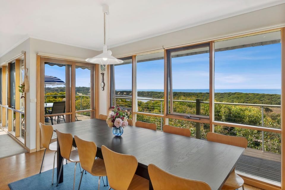 Ocean Breeze Fairhaven - BYO Linen House in Aireys Inlet