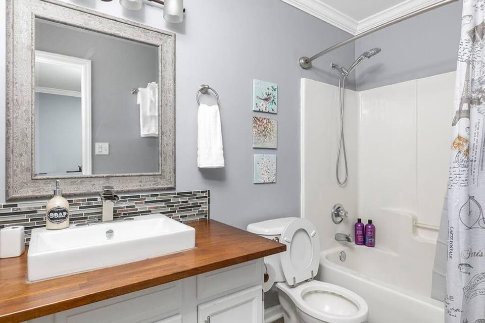 Shower, Bathroom, Bath, towels