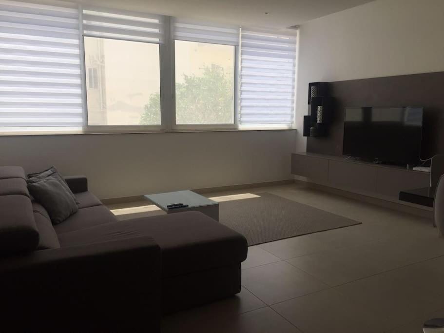 THE ONE - 4 Bedroom St Julian’s Apartment in Saint Julians