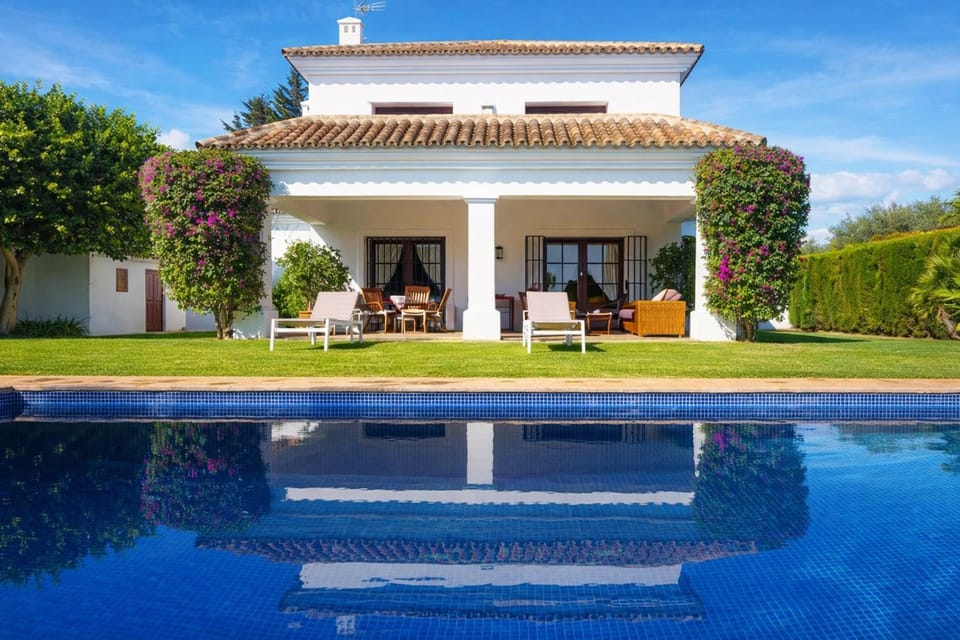 Garden, Swimming pool, sunbed