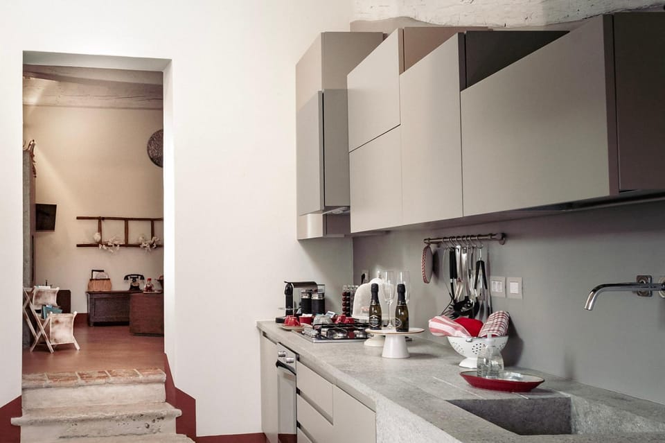 Kitchen or kitchenette, dishwasher, pet friendly, stove