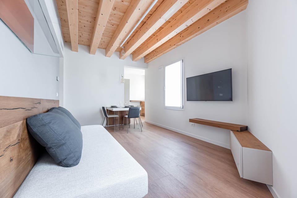 Palazzo '900 Design Flats - Il Poeta Apartment in Padua