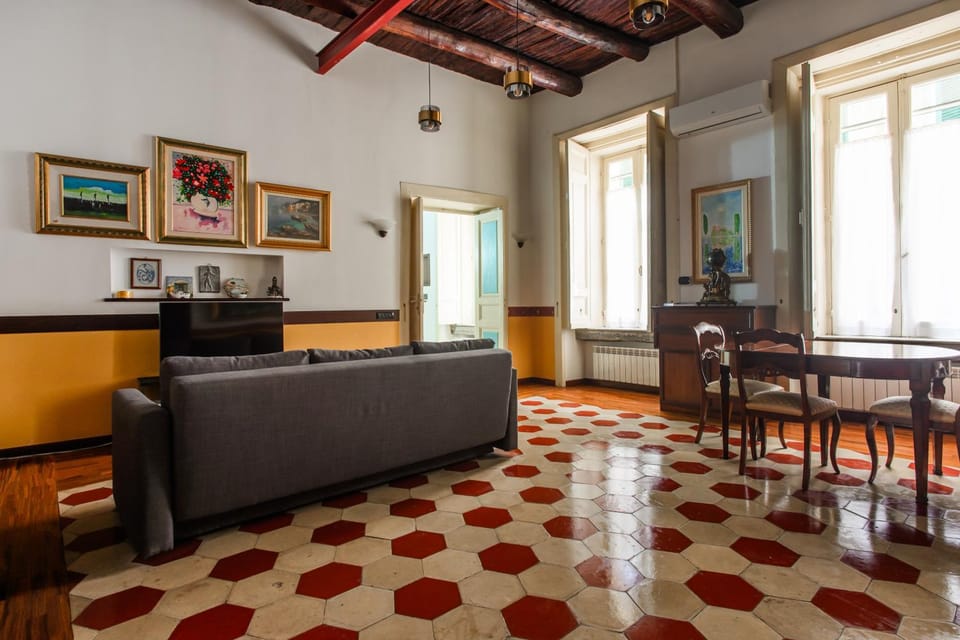 Regal Santa Chiara By Dimorra Apartment in Naples