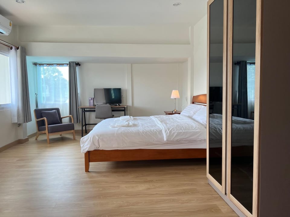 Photo of the whole room