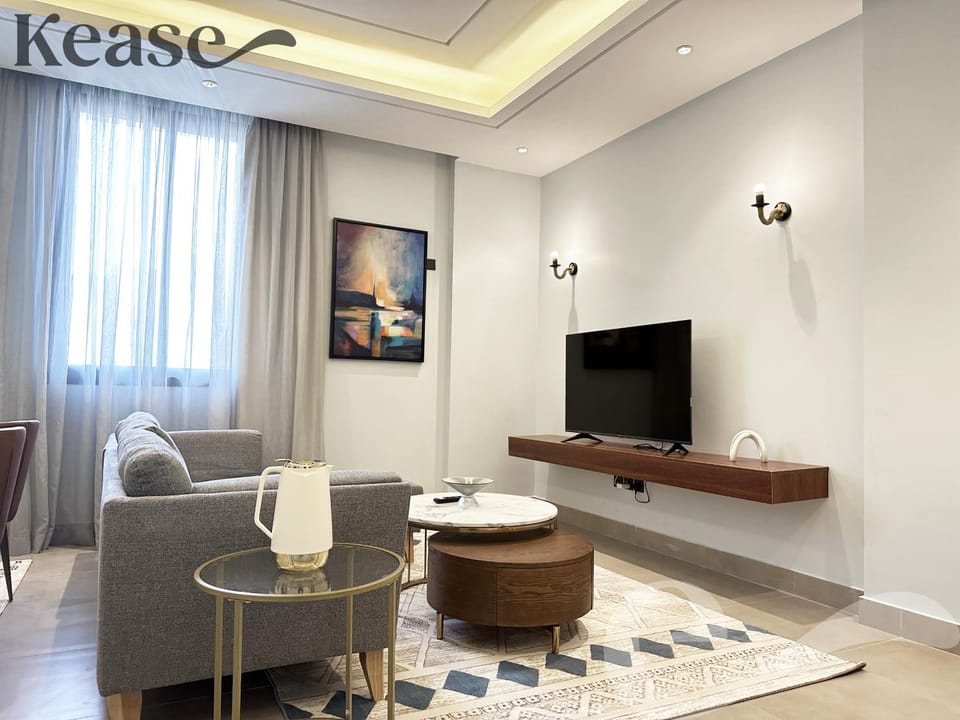 Communal lounge/ TV room, TV and multimedia, Living room, Seating area, Evening entertainment