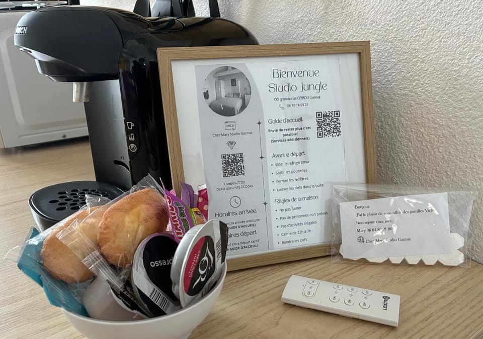 Coffee/tea facilities
