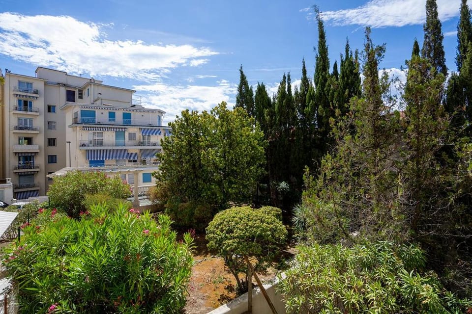 Bird's eye view, Balcony/Terrace, City view, Garden view