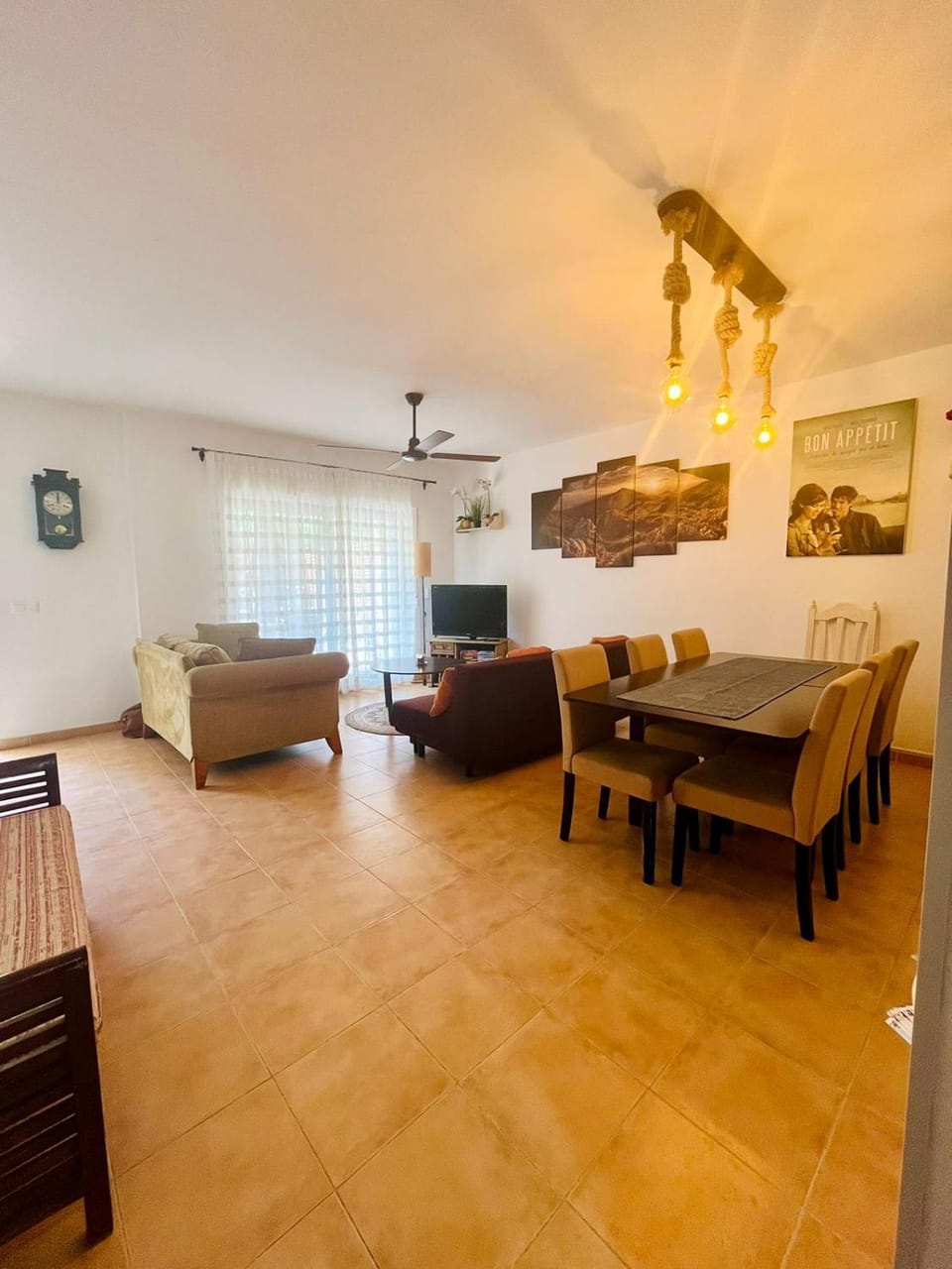 Living room, Dining area