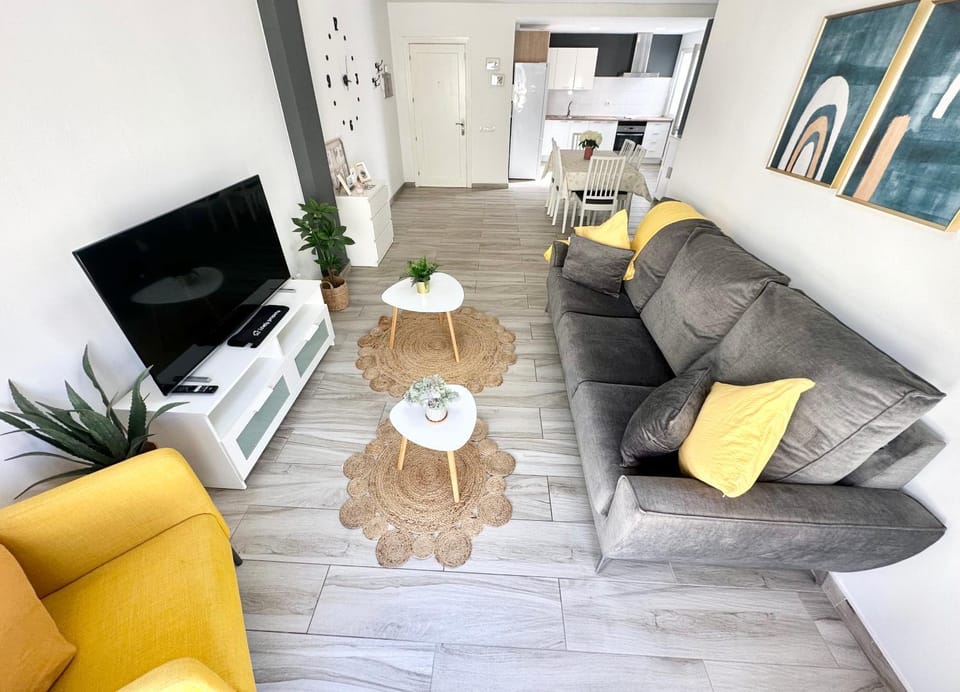 Mango Sorbet súper central, 3 Desks, high speed internet, 3 bedrooms and 2 bathrooms Apartment in Corralejo