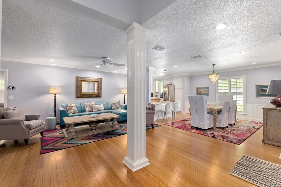 Fountain of Youth House - Scenic Downtown Retreat House in Saint Augustine
