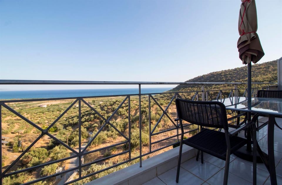 Natural landscape, Balcony/Terrace, Mountain view, Sea view