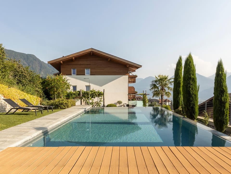 Pool view, Swimming pool