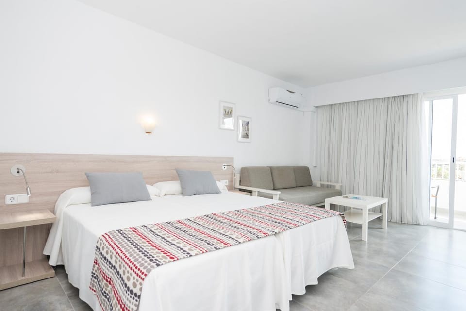 Decorative detail, Bedroom