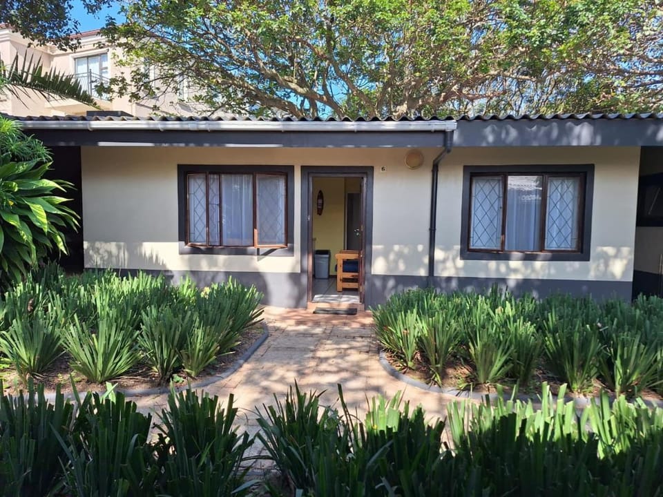 Property building, Garden, Garden view
