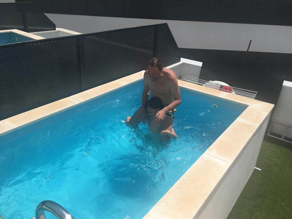 Pool view, Swimming pool, group of guests
