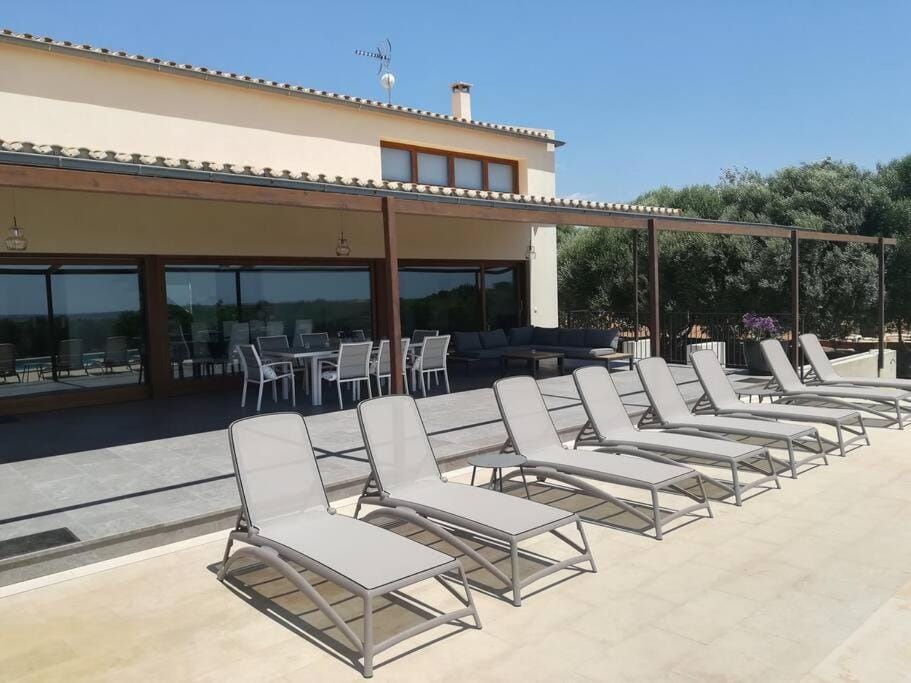 Day, sunbed