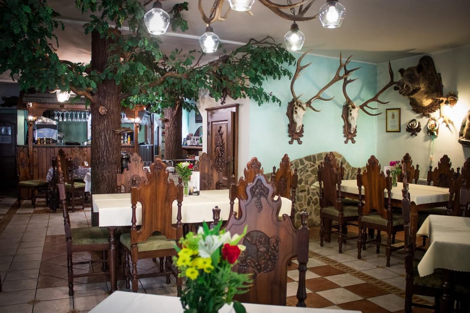 Restaurant/places to eat