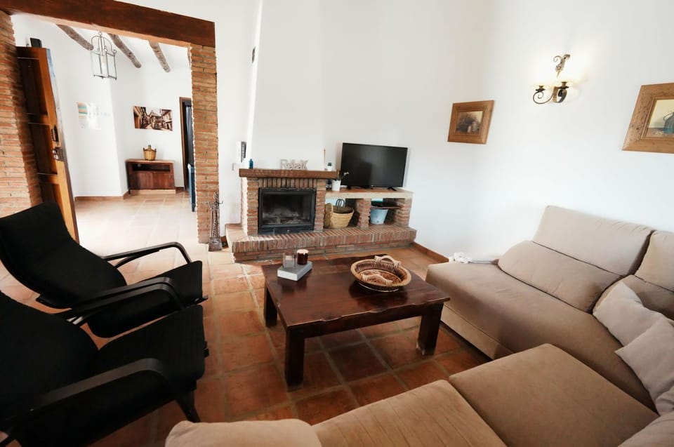 Living room, fireplace