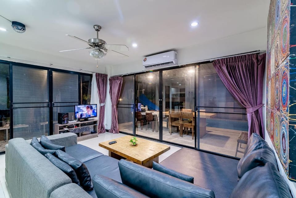Chic Chill Party Hua-Hin Private Poolvilla from beach 3km Villa in Hua Hin District