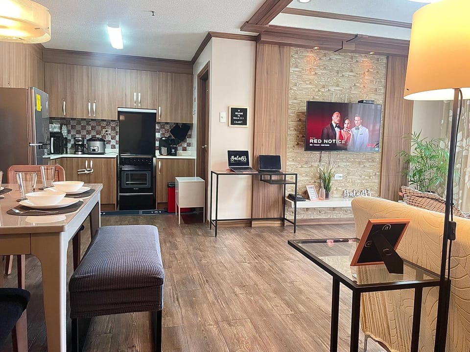 Coffee/tea facilities, Dining area, Dinner, minibar, pet friendly, stove, kitchen