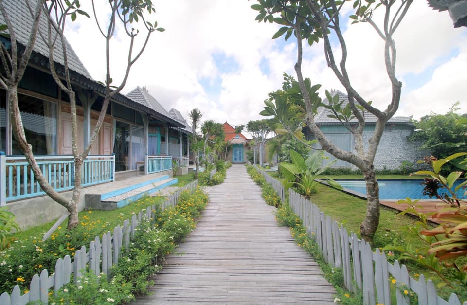 Property building, Swimming pool