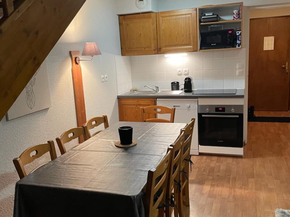 Chalet 3 Pièces, 8 Pers., Terrasse, Parking Gratuit - FR-1-504-641 Chalet in Provence-Alpes-Côte d'Azur