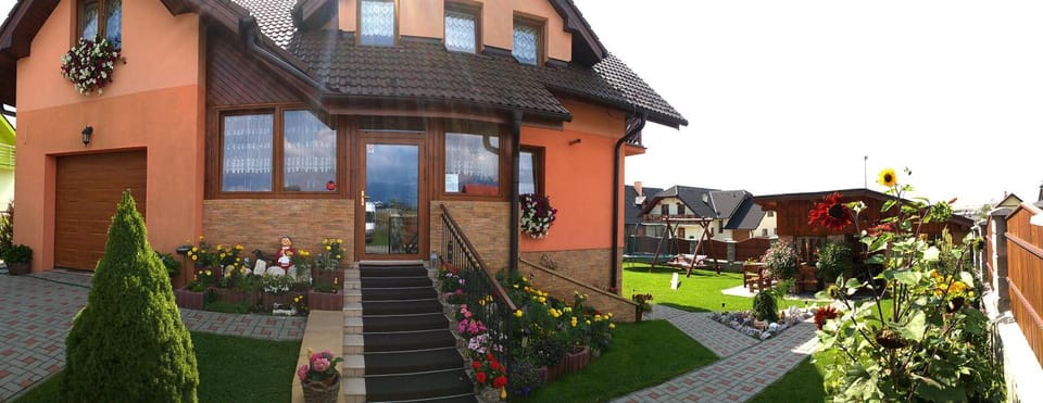 Property building, Spring, Day, Garden view