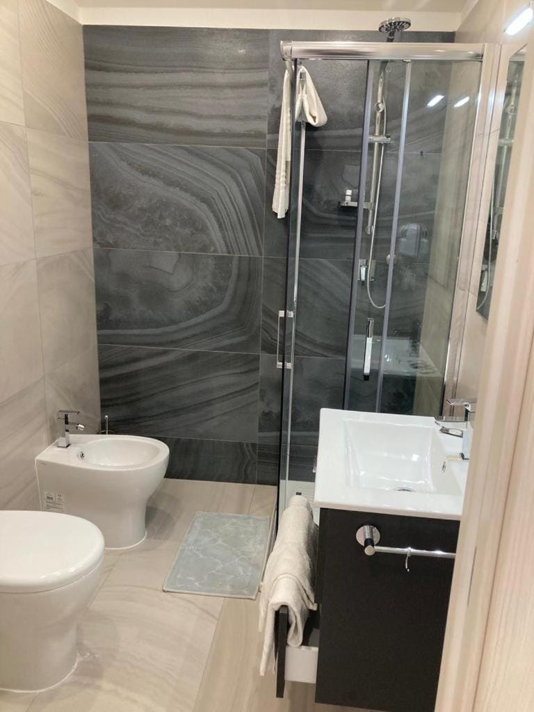 LA DARSENA rooms & parking Bed and Breakfast in Province of Foggia