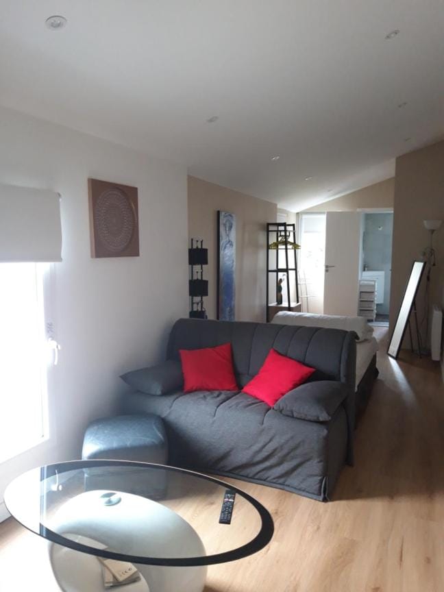 T1 indépendant Cosy 150m plage Apartment in St-Malo