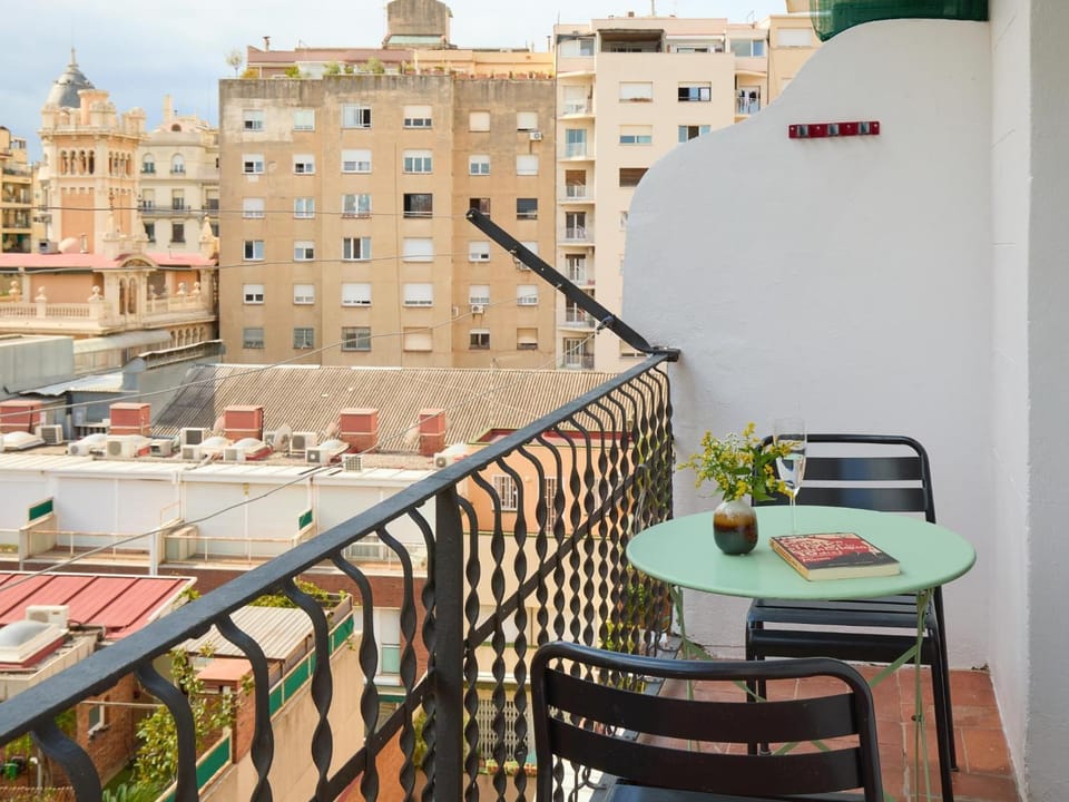 Balcony/Terrace, City view