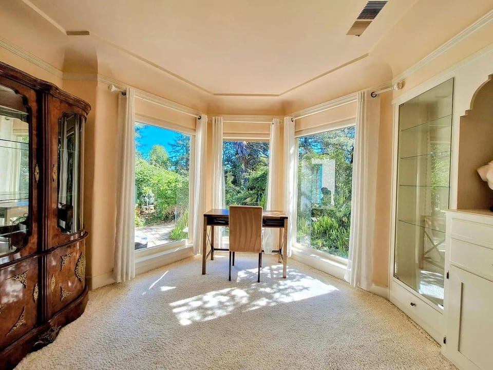 Fairy Hill Sanctuary Villa in Los Gatos