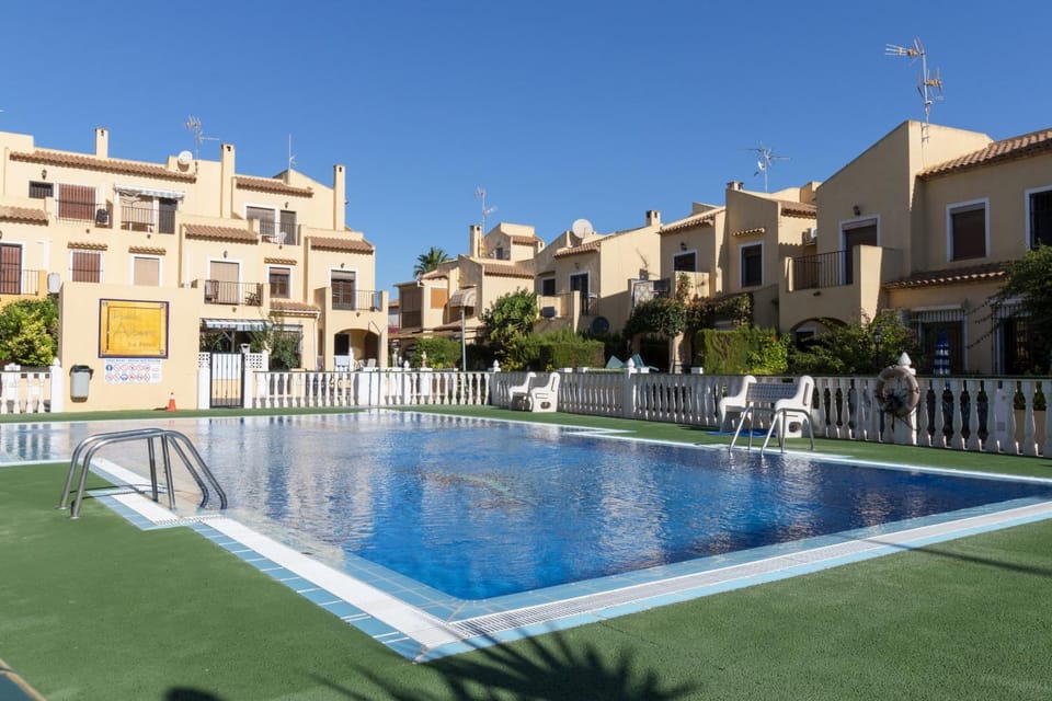 Property building, Swimming pool