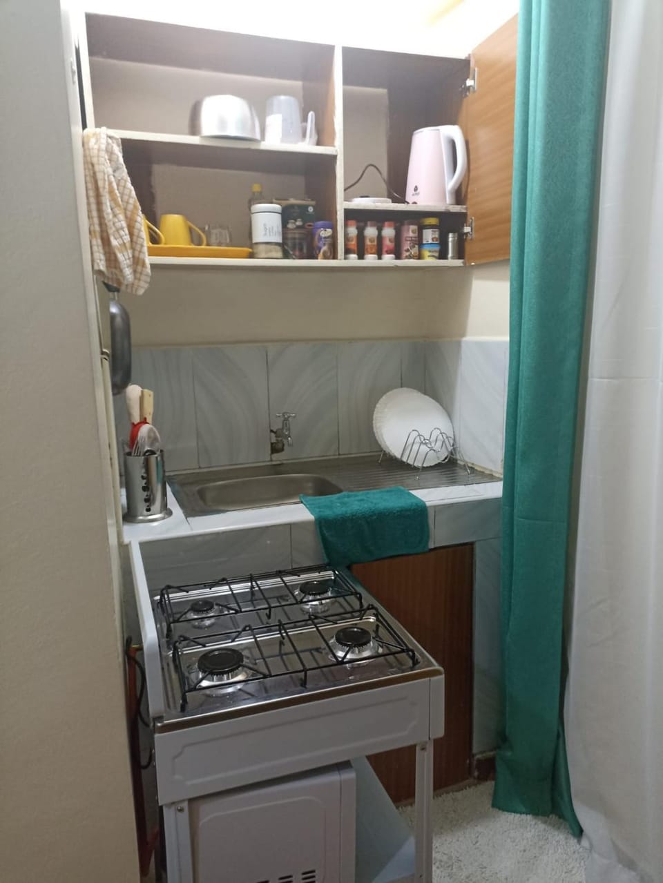 Zippy Air BnB Bed and Breakfast in Kenya