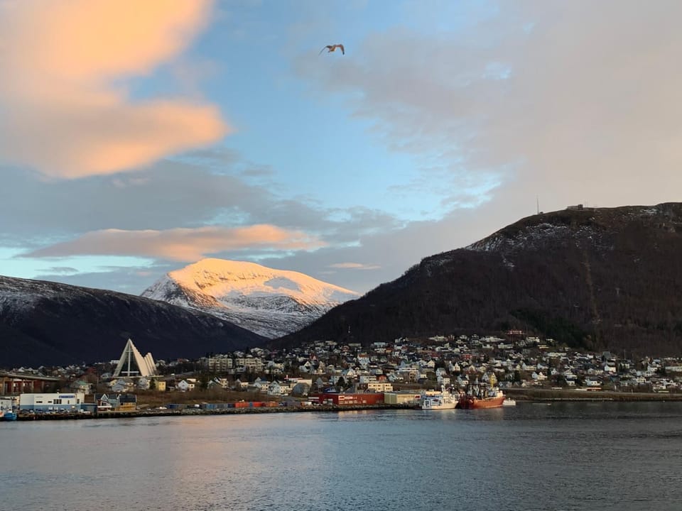 Nearby landmark, Natural landscape, Mountain view, Sea view