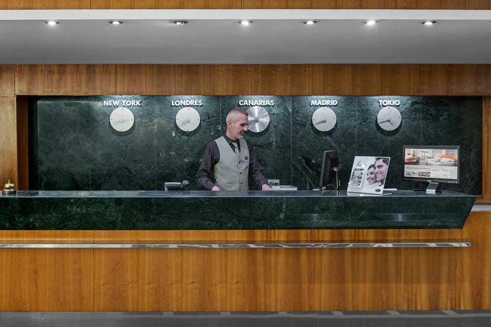 Staff, Lobby or reception