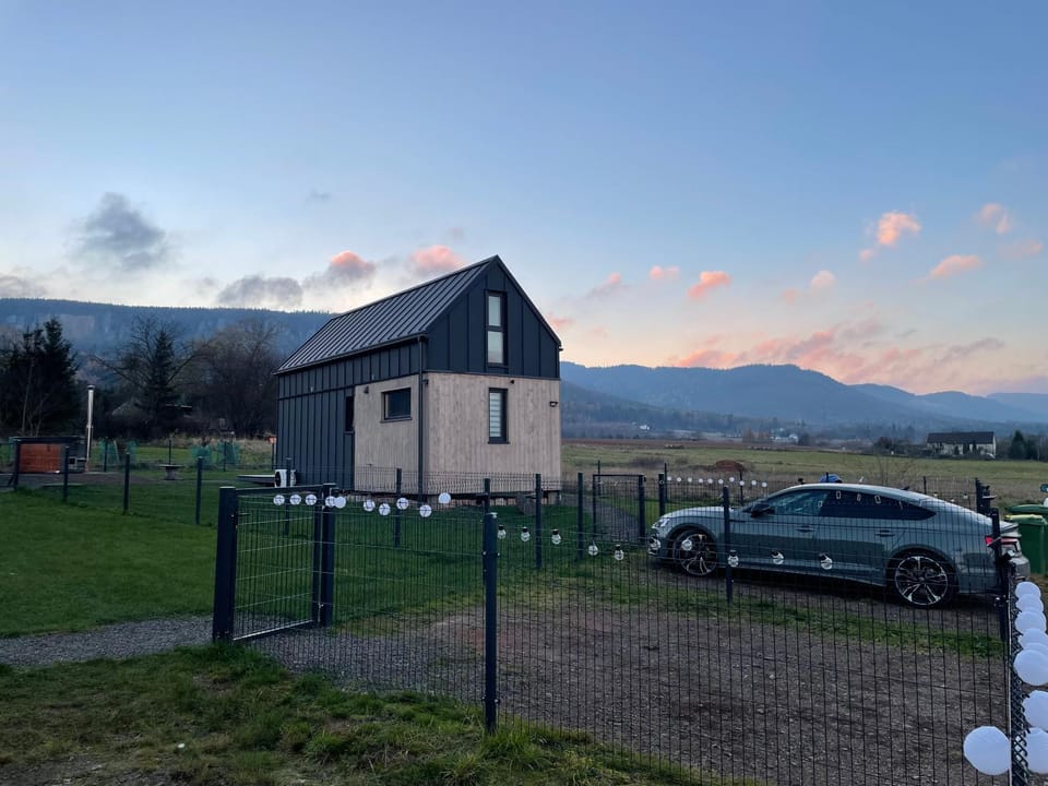 Ostoja Radków całoroczny domek z balią House in Lower Silesian Voivodeship