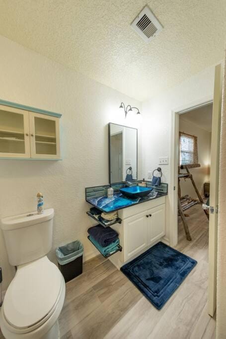 Keepin' It Salty! House in Surfside Beach