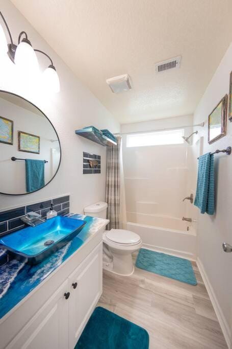 Keepin' It Salty! House in Surfside Beach
