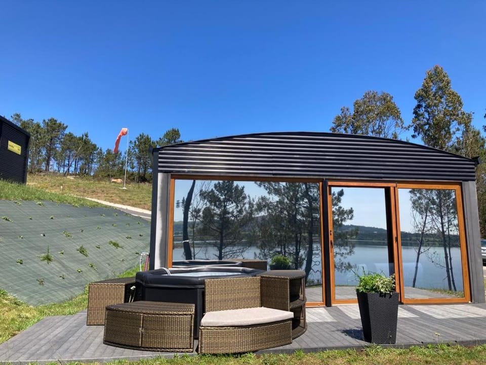 Property building, Natural landscape, Garden, Lake view