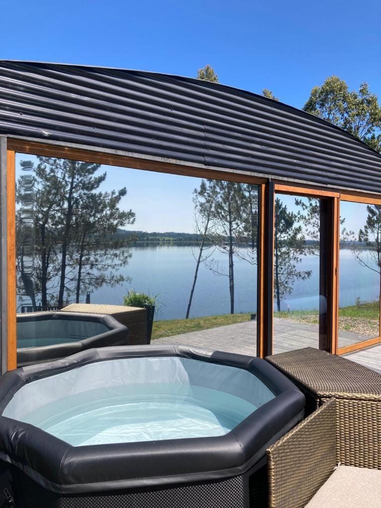 Day, Natural landscape, Hot Tub, Lake view