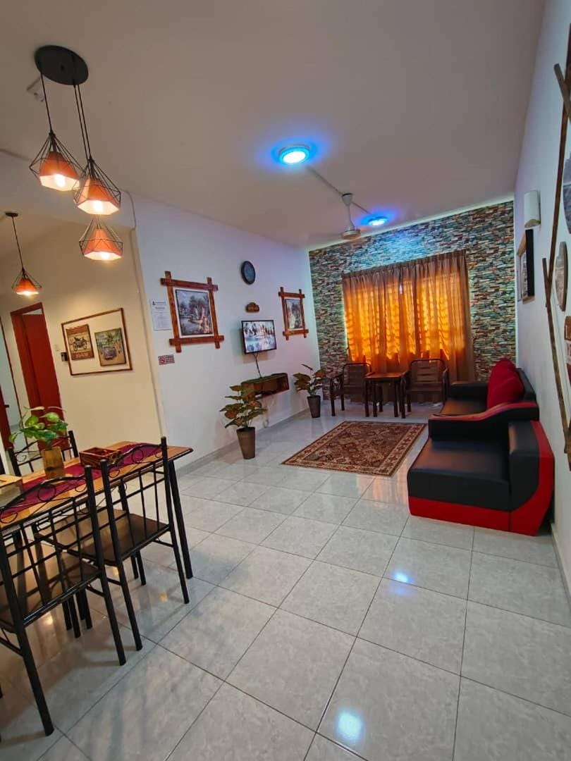 Homestay Budget Kuala Terengganu Tulipsia House Apartment in Terengganu, Malaysia