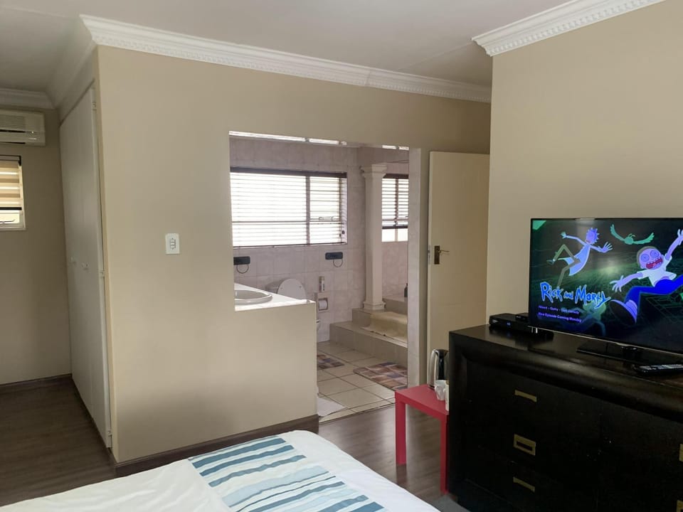 Bathroom, Bedroom