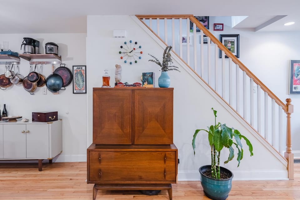 Bedroom in thoughtfully decorated East Passyunk home (South Philadelphia) Vacation rental in Philadelphia