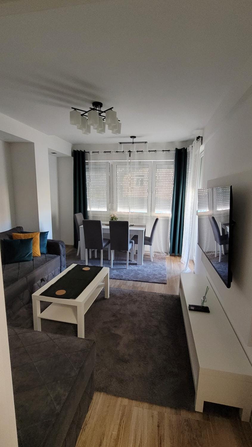 Stan Na Dan Central Park Apartment in Serbia