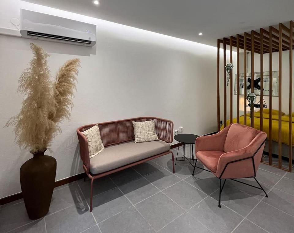 Living room, Seating area, air conditioner