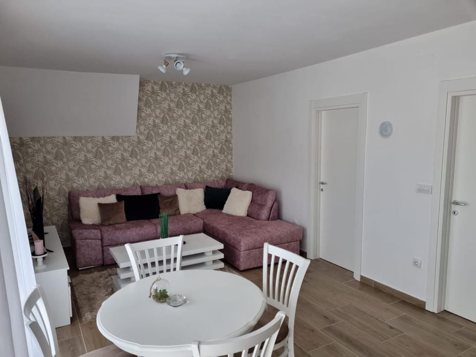 Apartmani Ćirić Divčibare Apartment in Zlatibor District, Serbia