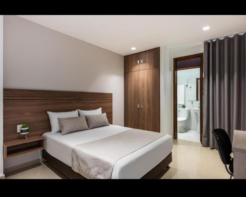 TV and multimedia, Bedroom, wardrobe