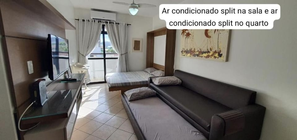 Apartamento TOP no centrinho da praia 01 quarto Apartment in Florianopolis