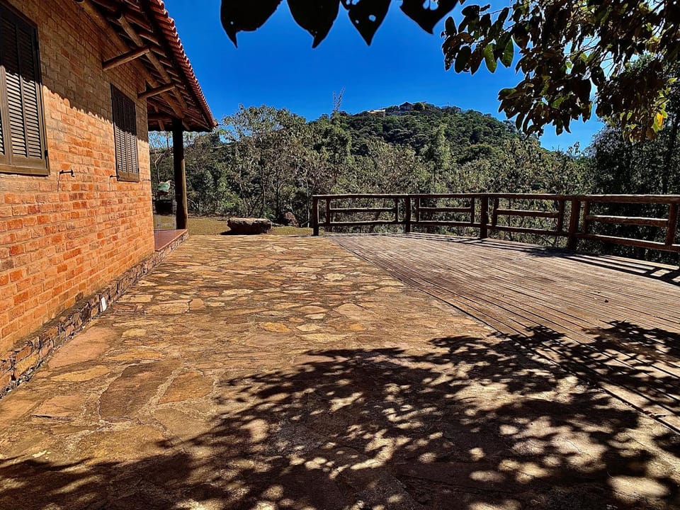 Mirante da Colina / Reserva Alto da Colina Chalet in State of Rio de Janeiro